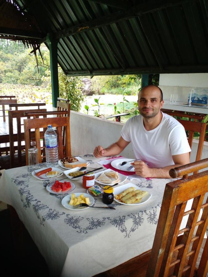 Meegahapokuna Resort 아누라다푸라 외부 사진